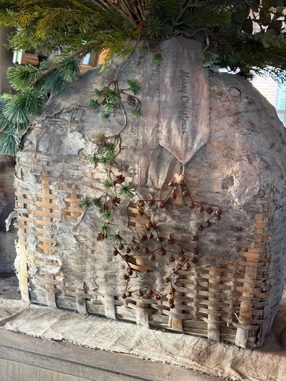 Winterse guirlande met dennenappeltjes en pinus- 120 cm