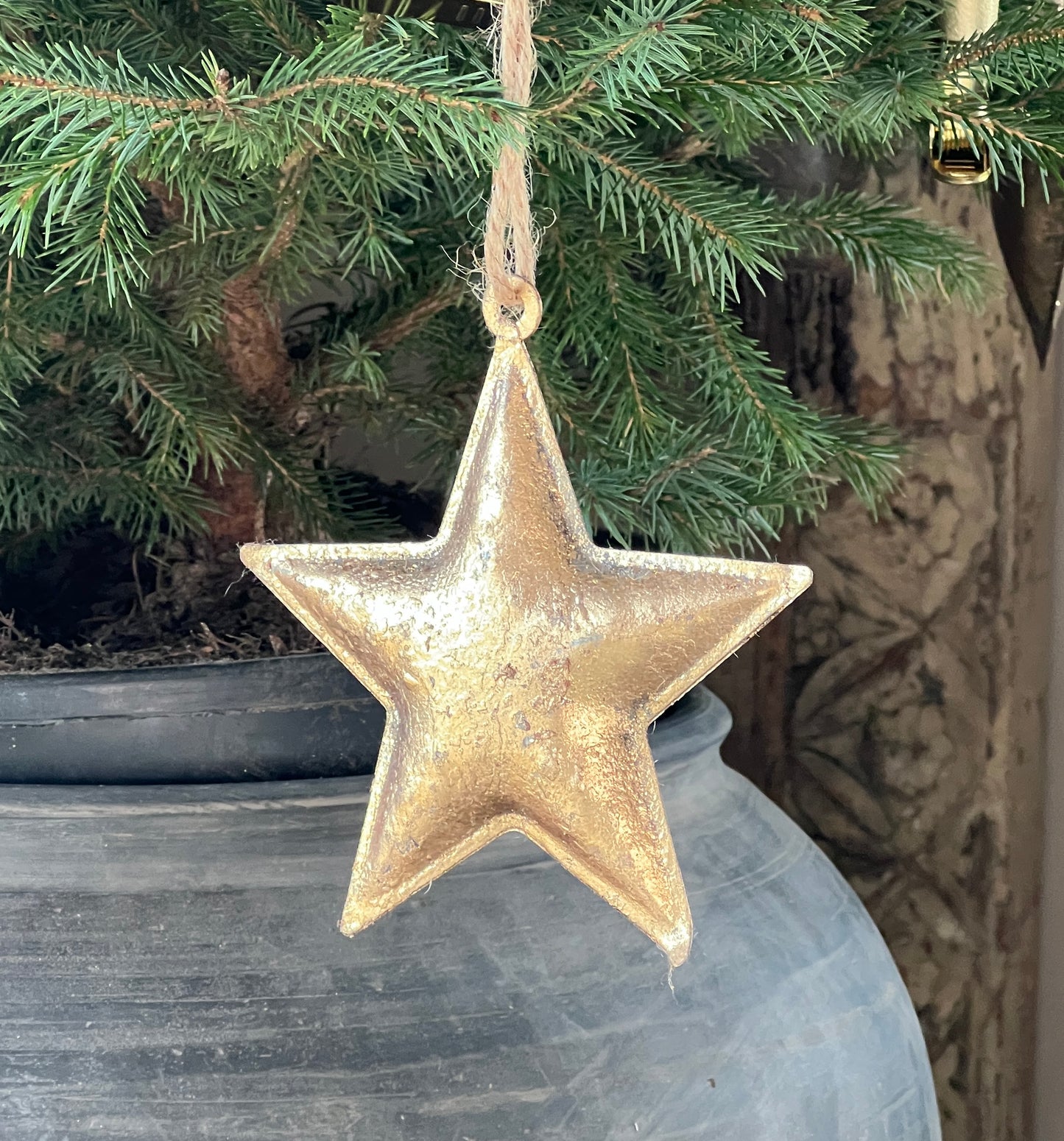 Star pendant gold