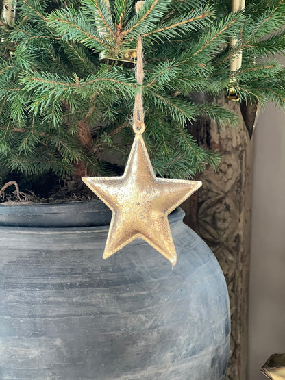 Star pendant gold