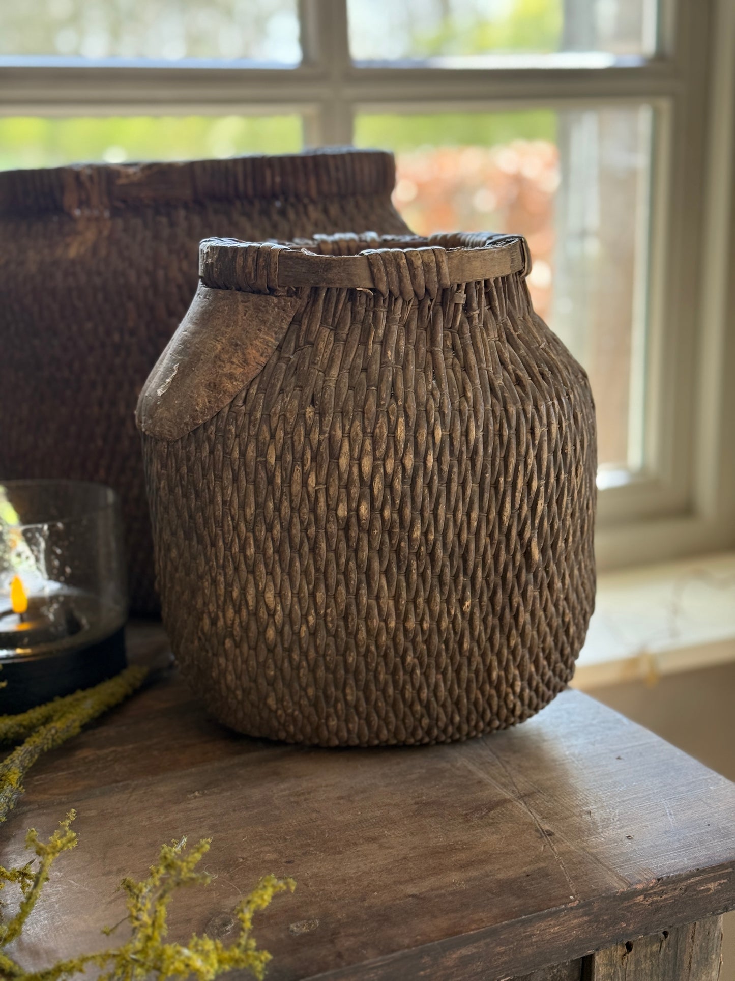 Authentieke Ovale Chinese Mand (rechter op de foto)