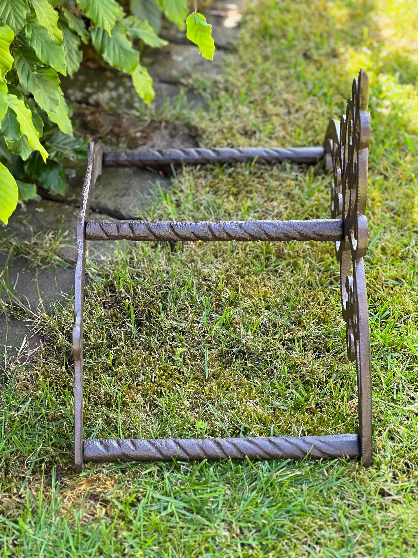 Garden hose holder