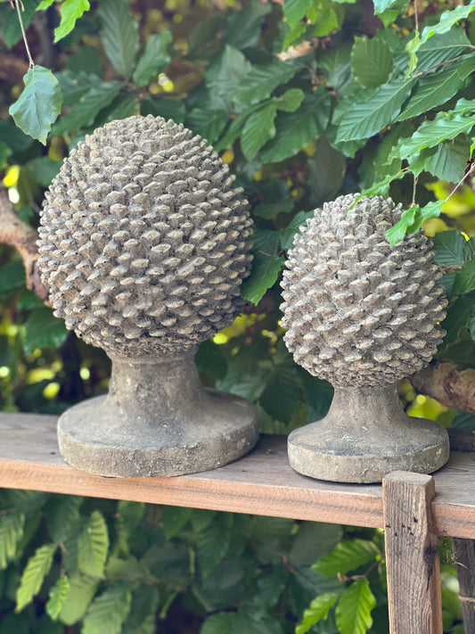 Ornament pine cone, available in M ​​and L