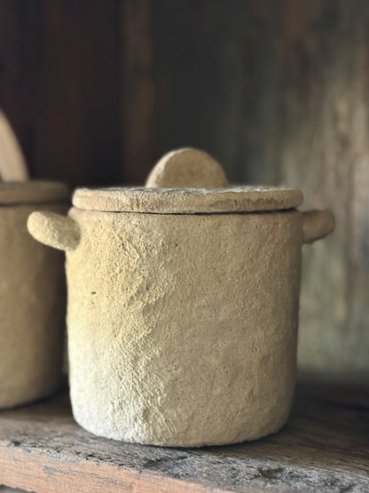 Jar with lid natural