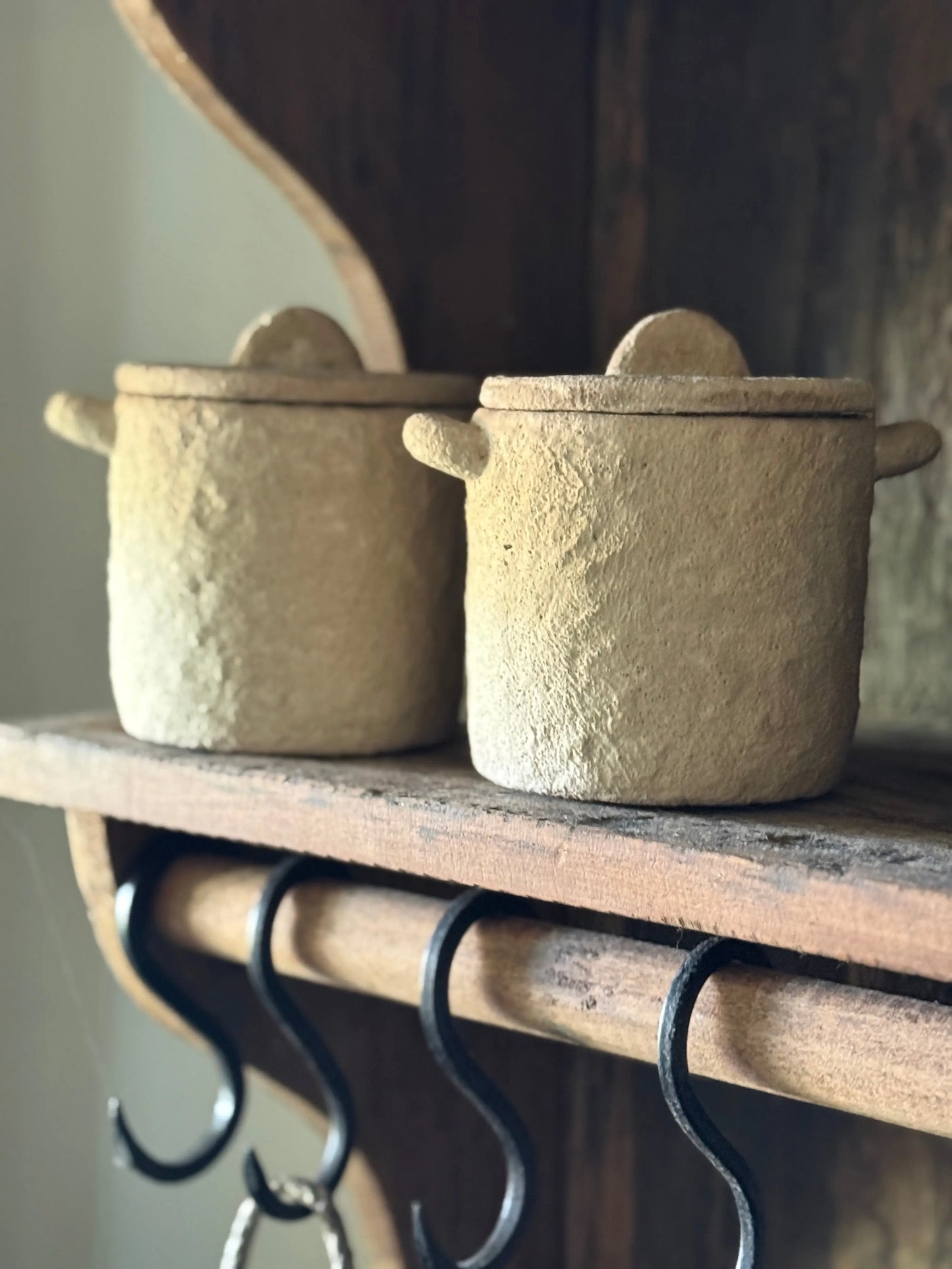Jar with lid natural