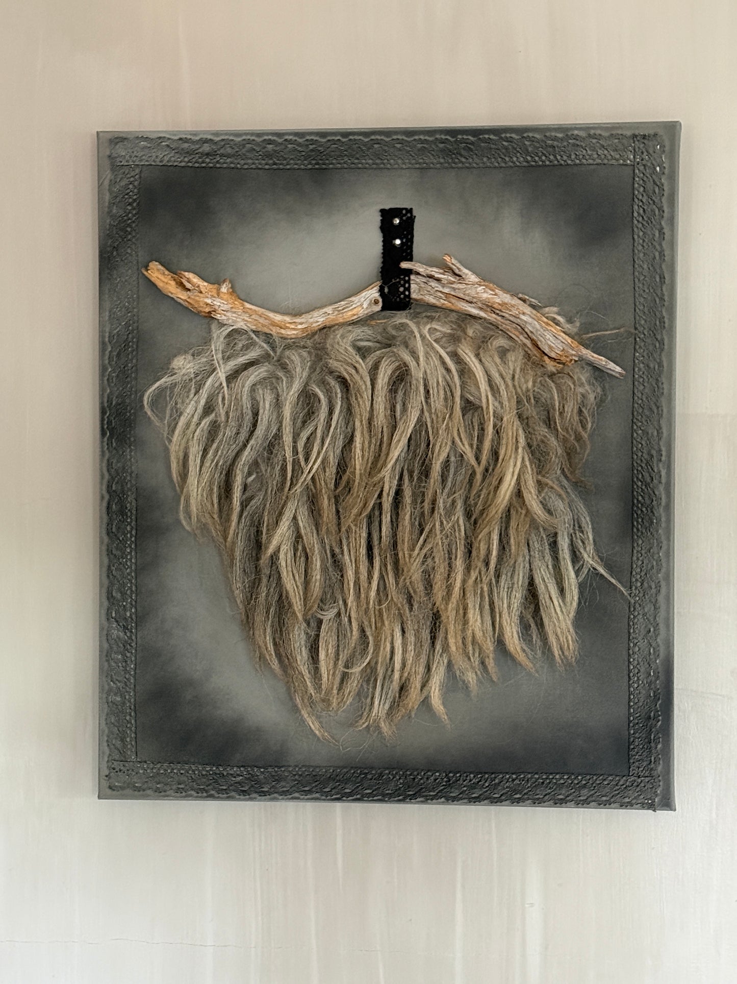 Wall panel with sheepskin (LH1)