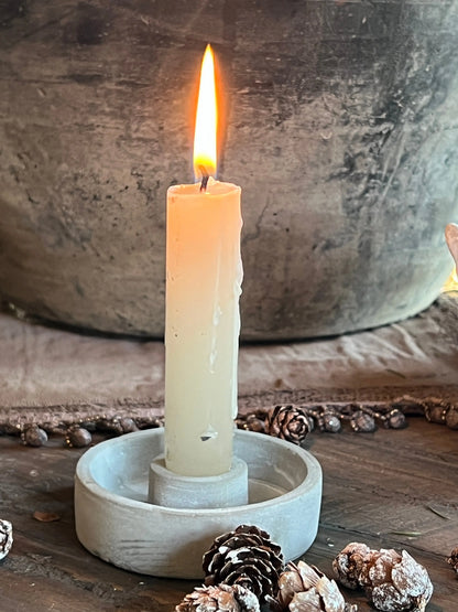 Concrete candle holder