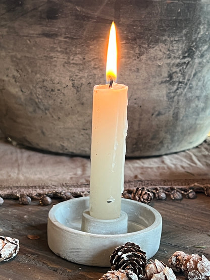 Concrete candle holder