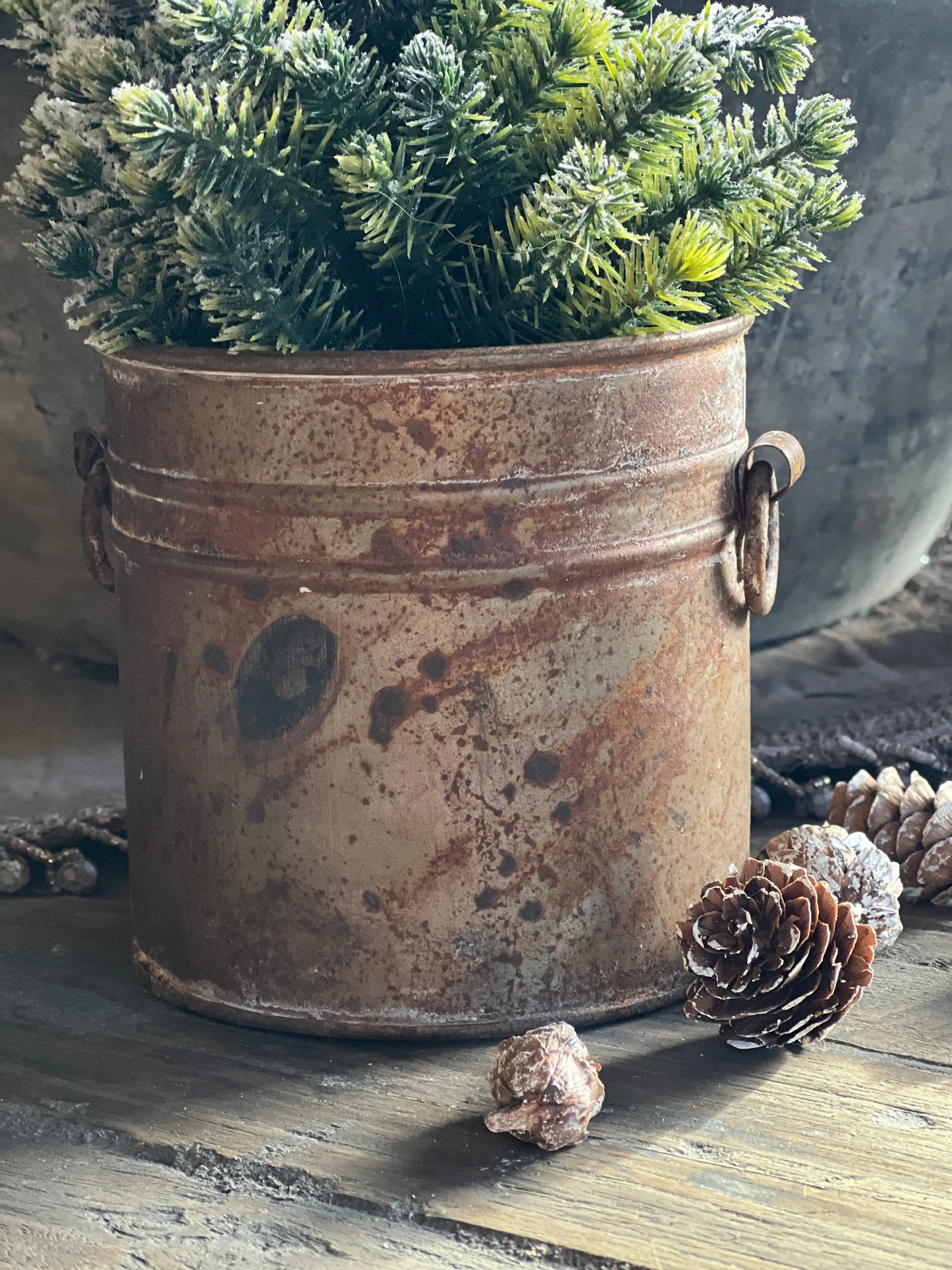 Rusted pot