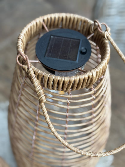 Anke solar lamp - Available in 2 sizes