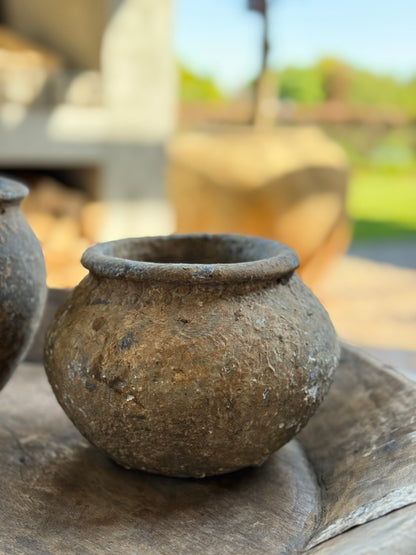 Unique old jar from Be-Uniq from India – weathered brown (LH03)) Right in the image