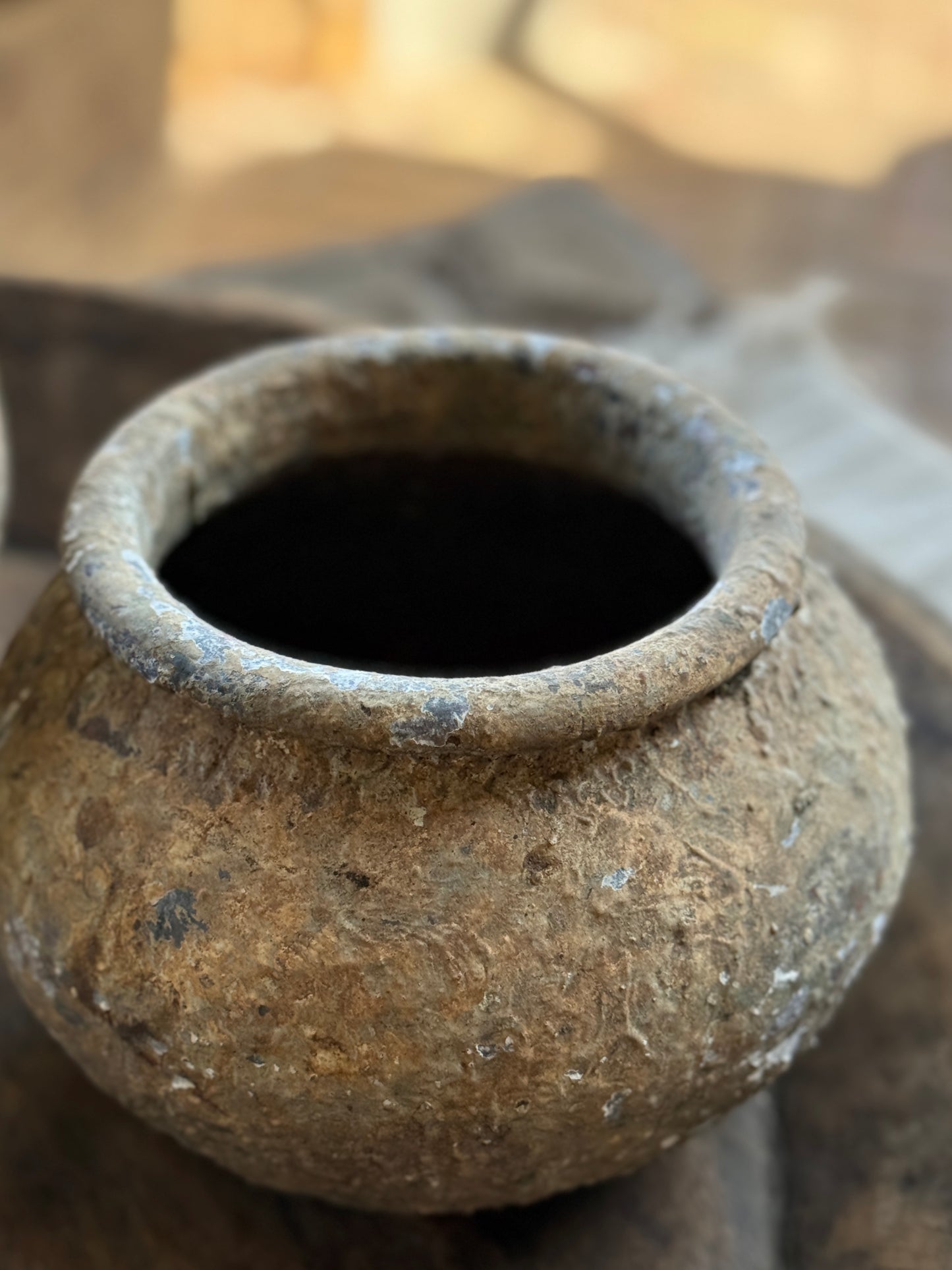 Unique old jar from Be-Uniq from India – weathered brown (LH03)) Right in the image