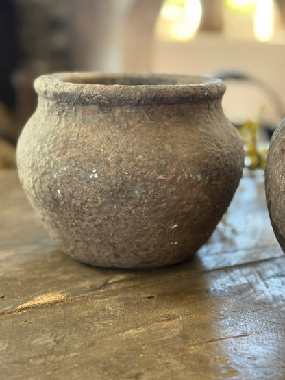 Unique old jar from Be-Uniq from India - weathered brown (LH01) Left in the picture
