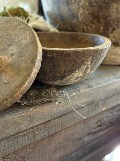 Wooden box with lid from Indonesia – atmospheric and unique (13x24 cm)