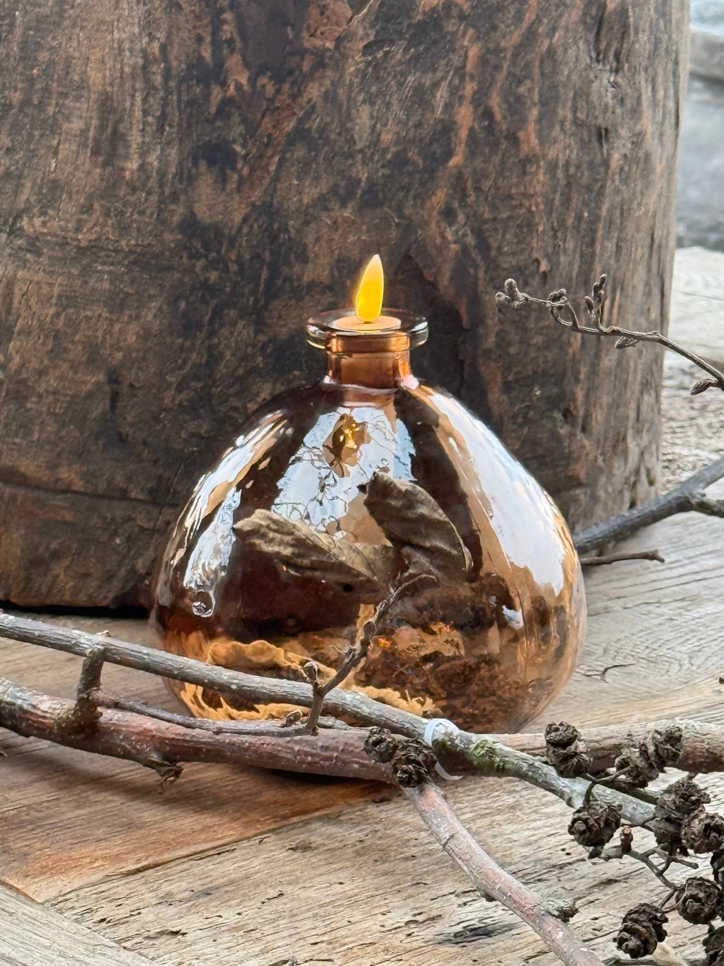 Glass teardrop lamp with LED candle, Brown