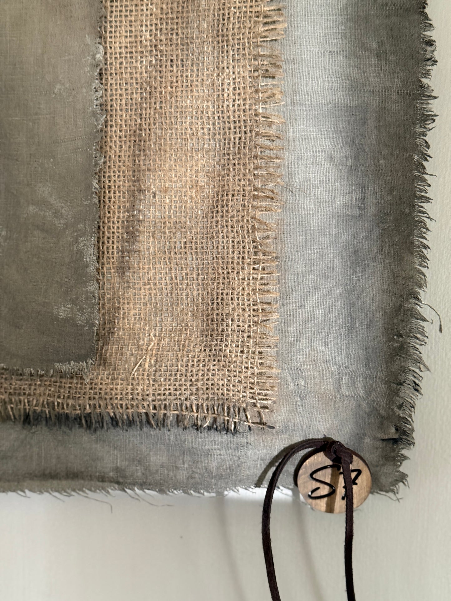 Chalk Paint Cloth "Scottish Highlander with Calf" - Hand-painted | 70 x 100 cm