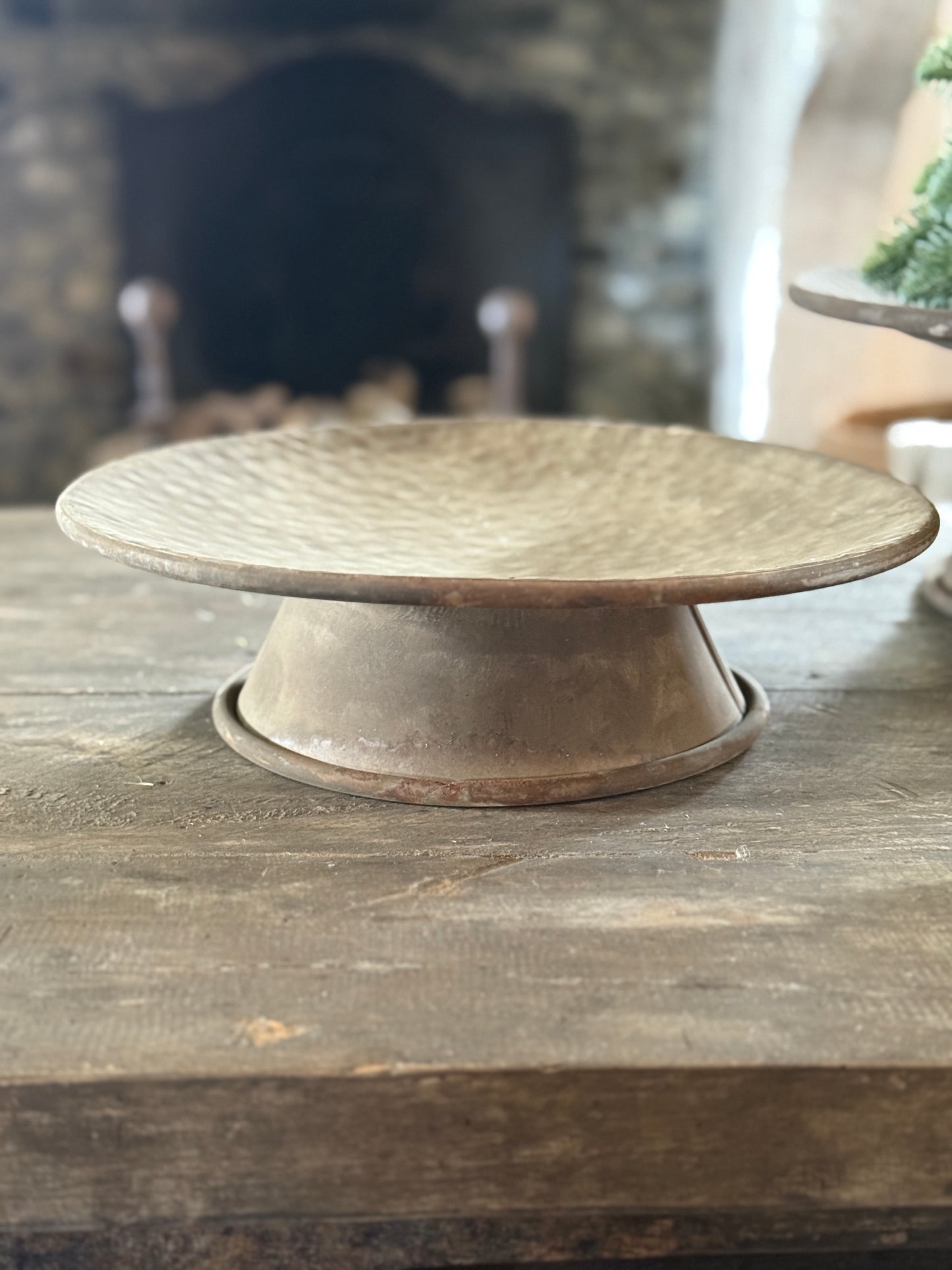 Platform on foot available in S and L