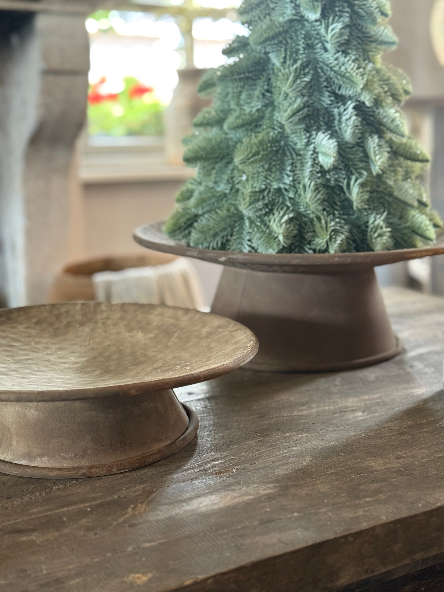 Platform on foot available in S and L