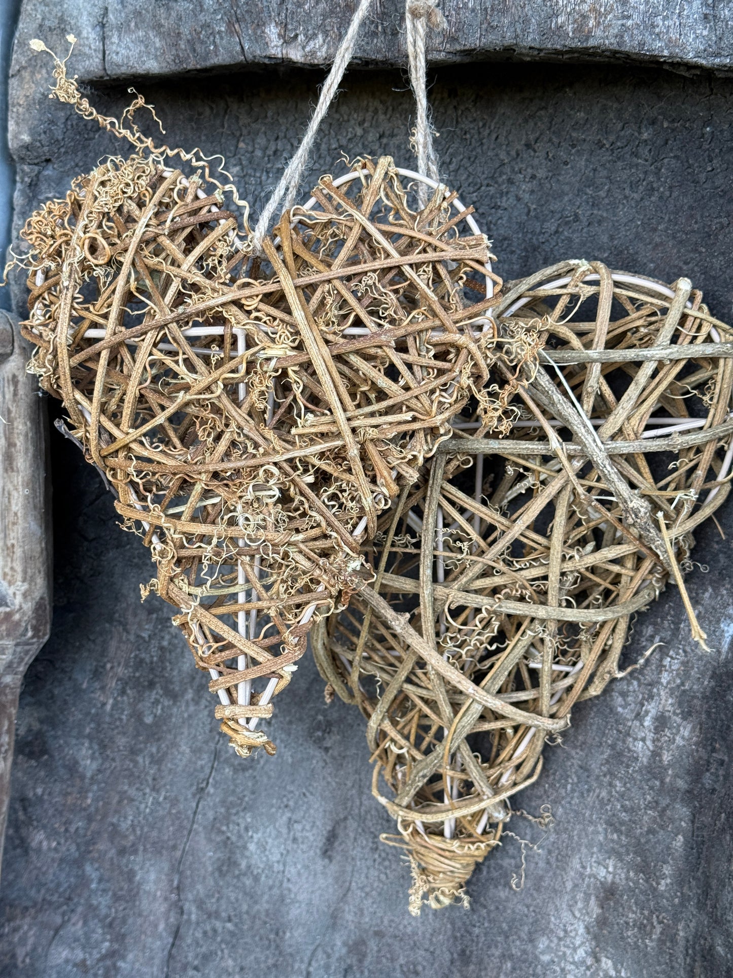Willow heart - Available in 2 sizes