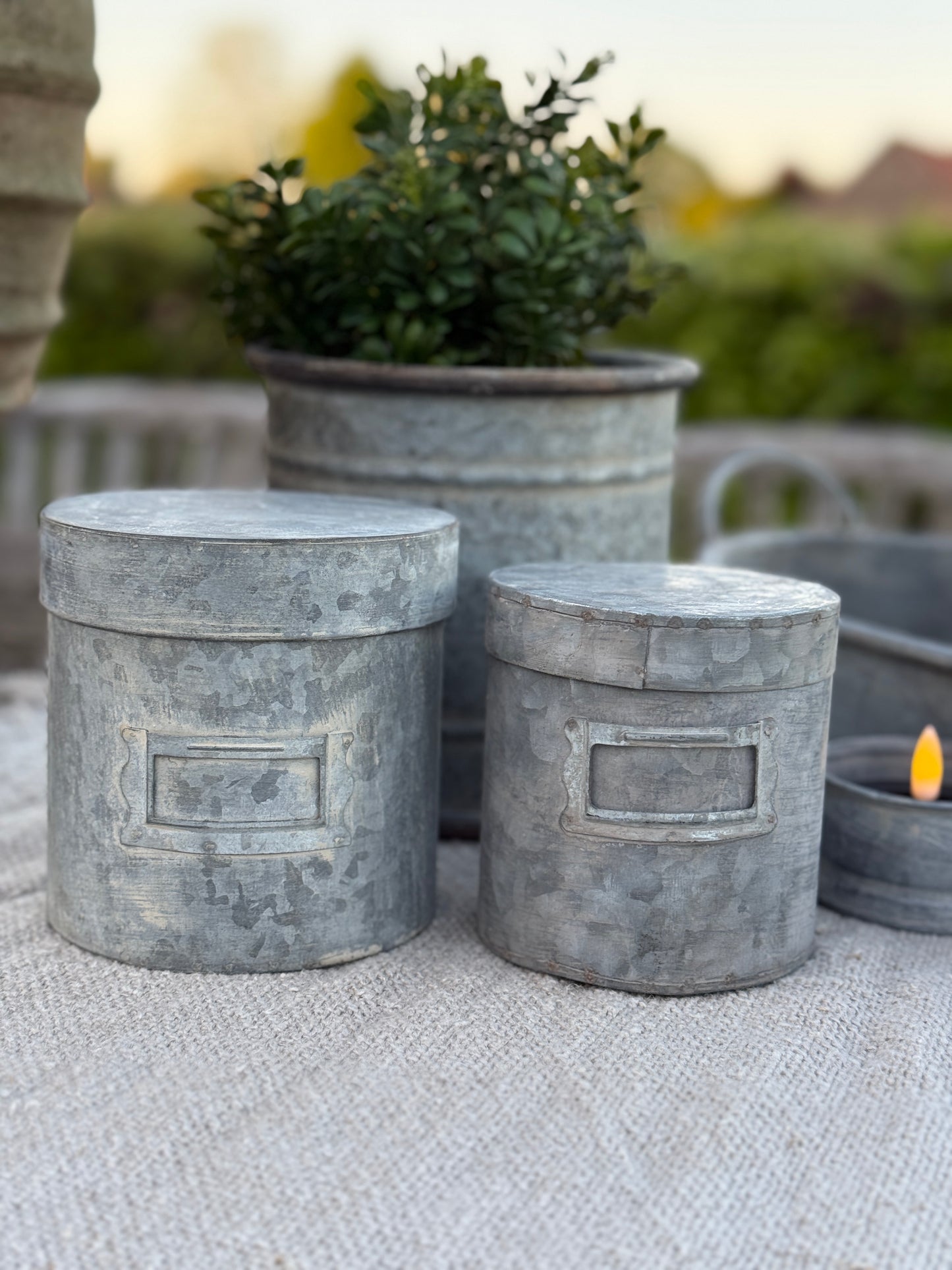 Zinc storage jar with lid