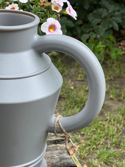 Kindergießkanne im Landhausstil