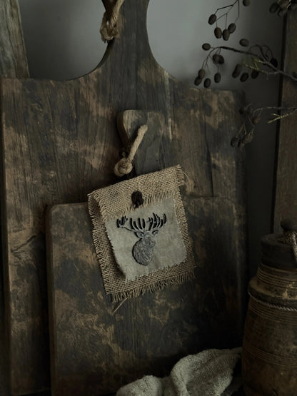 Chalk cloth with elk