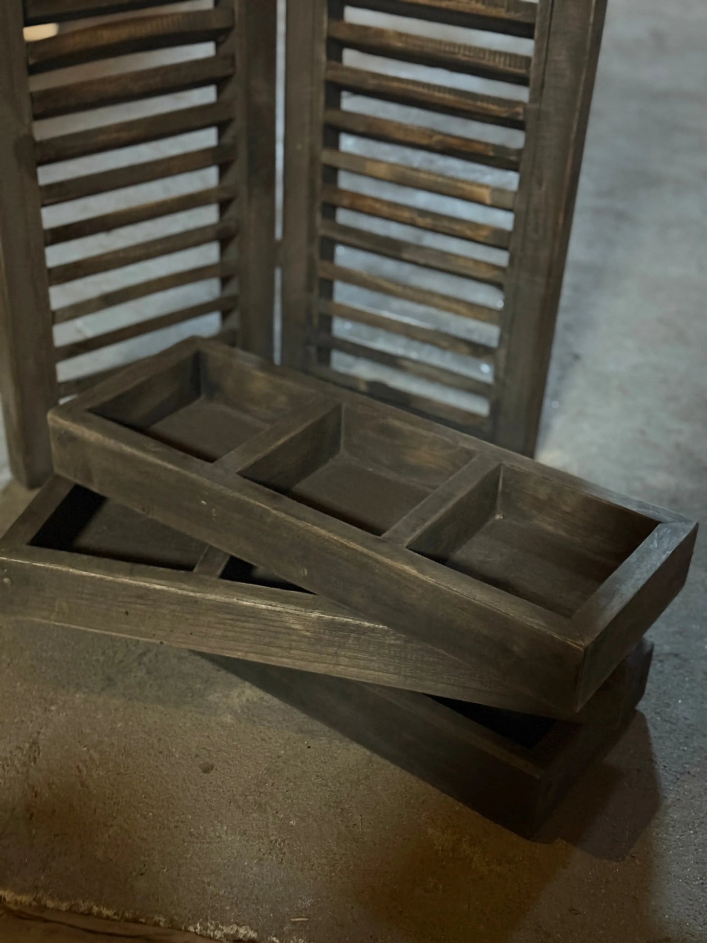 Wooden box, 3 compartments