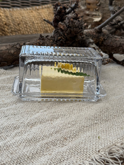 Botervloot van bewerkt glas – Butter