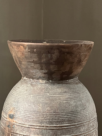 Oude Nepalese pot