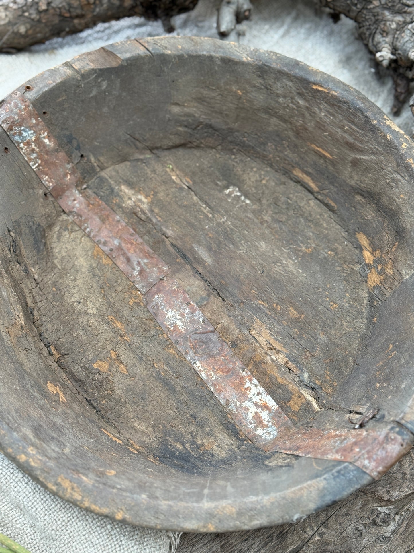 Old wooden bowl from India – unique and with character – (LH1B)
