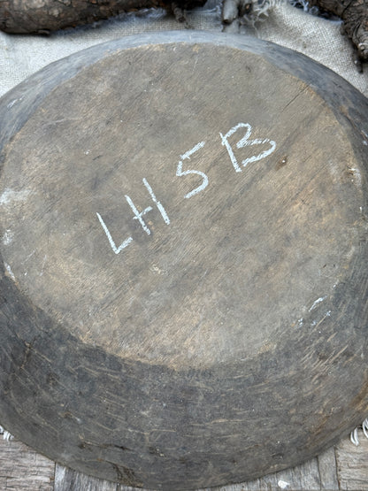 Old wooden bowl from India – unique and lived-in – (LH5B)