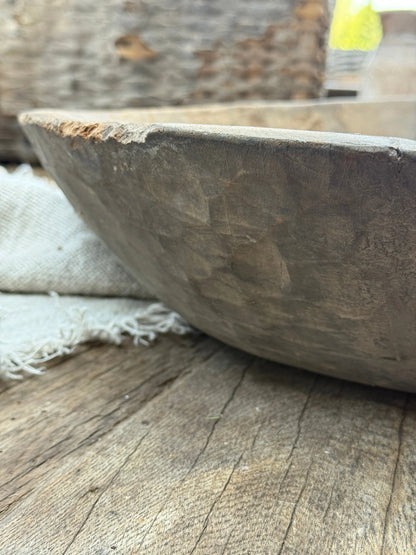 Old wooden bowl from India – Trapa Living -(LH5B)