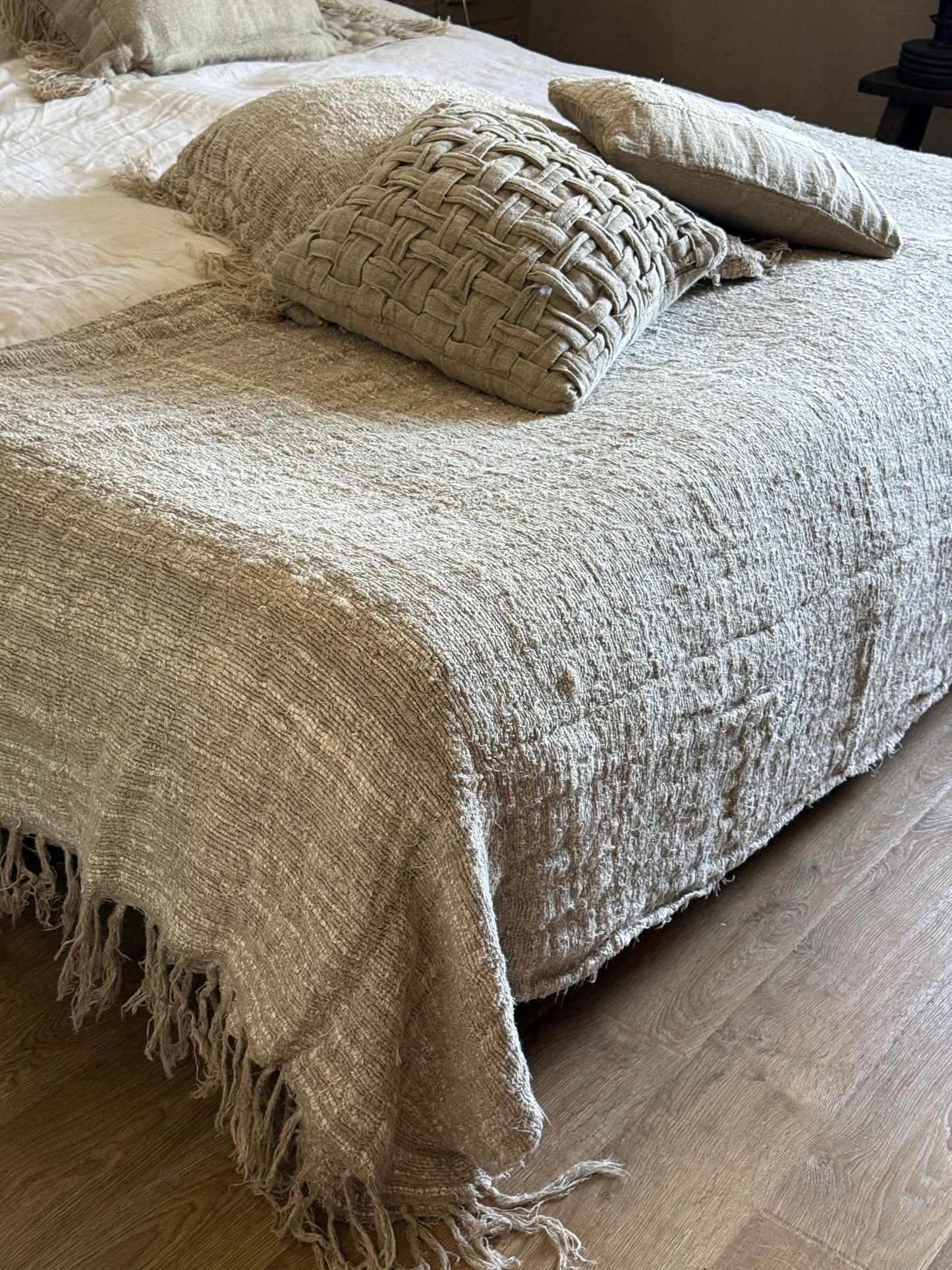 Leinen-Plaid/Tagesdecke Ada 250x250