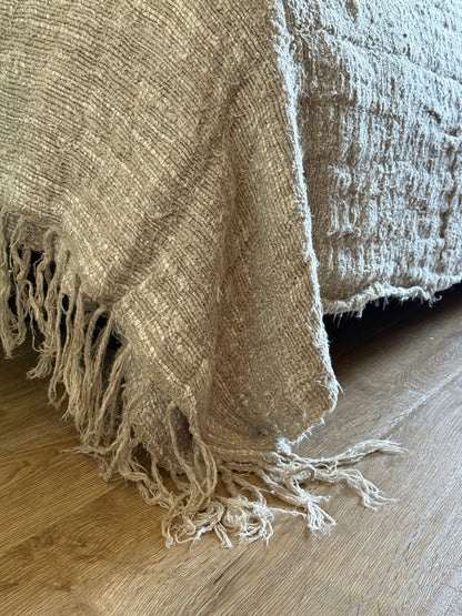 Leinen-Plaid/Tagesdecke Ada 250x250