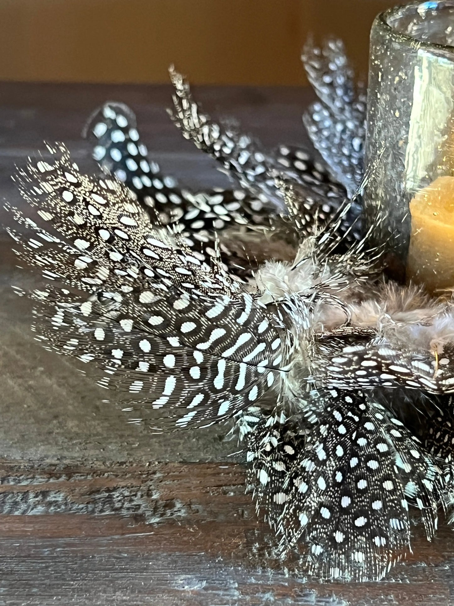 Wreath with small feathers
