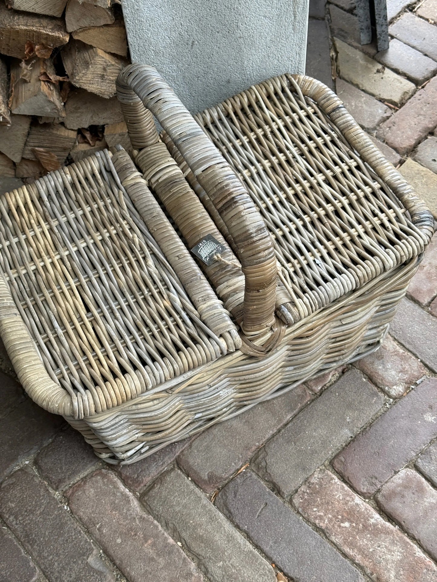 Rotan picknickmand met hengsel en 2 deksels