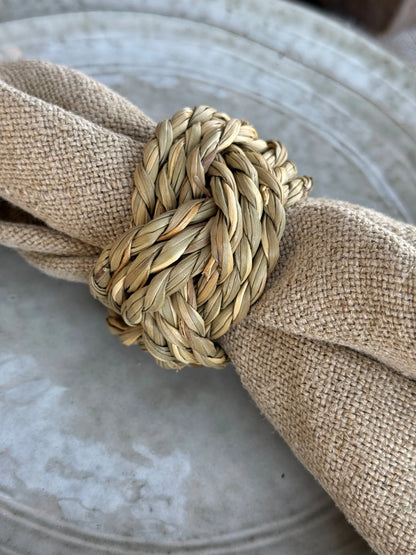 Napkin ring made of natural material