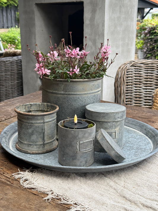 Metalen dienblad – vergrijsde zinkkleur- 50 cm.