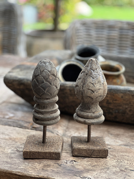 Hout ornament op voet, set van 2 stuks, Aura Peeperkorn (03)