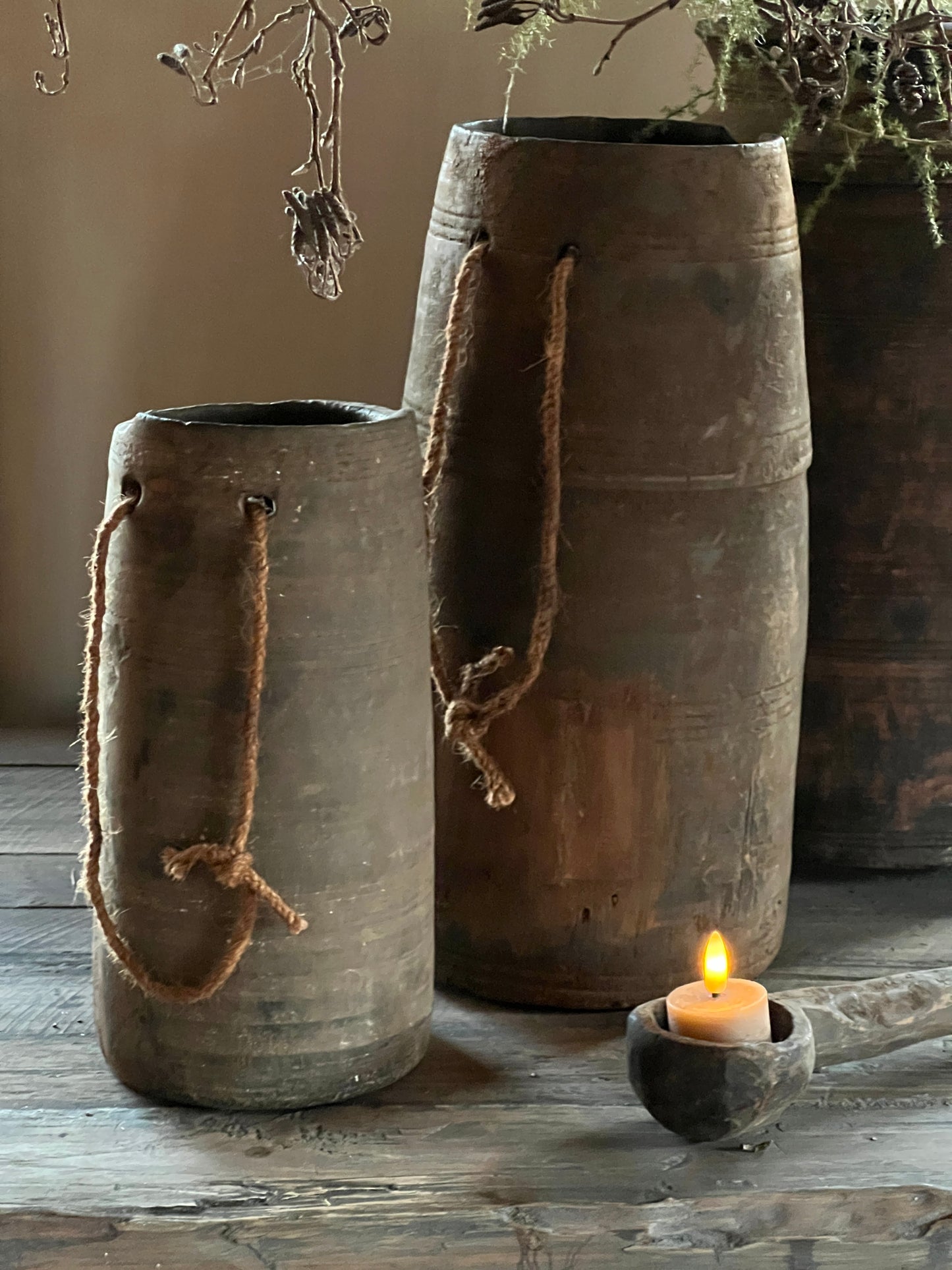 Oude  unieke nepalese pot, M en L, Aura Peeperkorn
