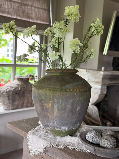 Old water pot from India - Please note! this is a pick-up item