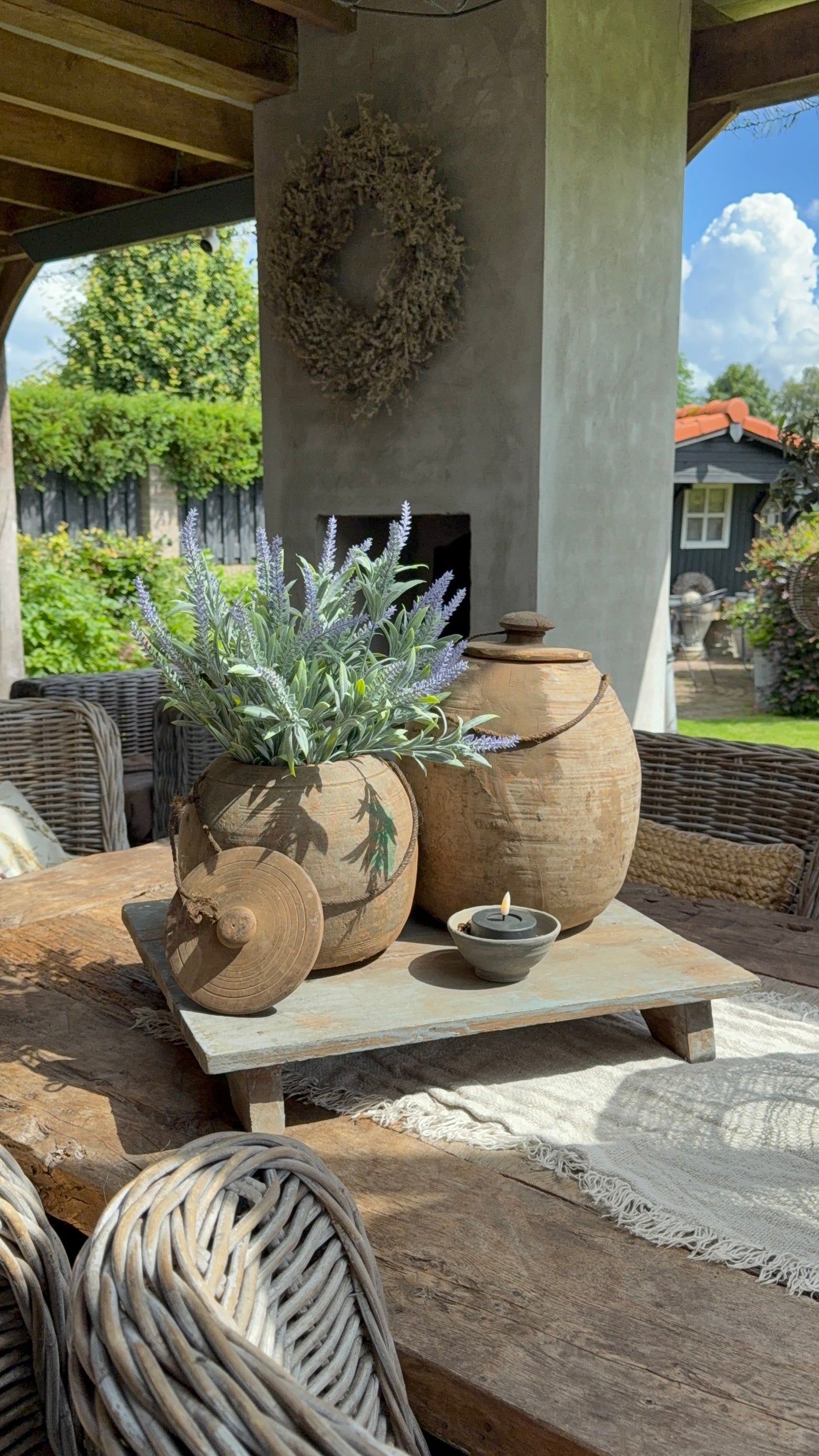 Houten bajot tafel – olijfgroen