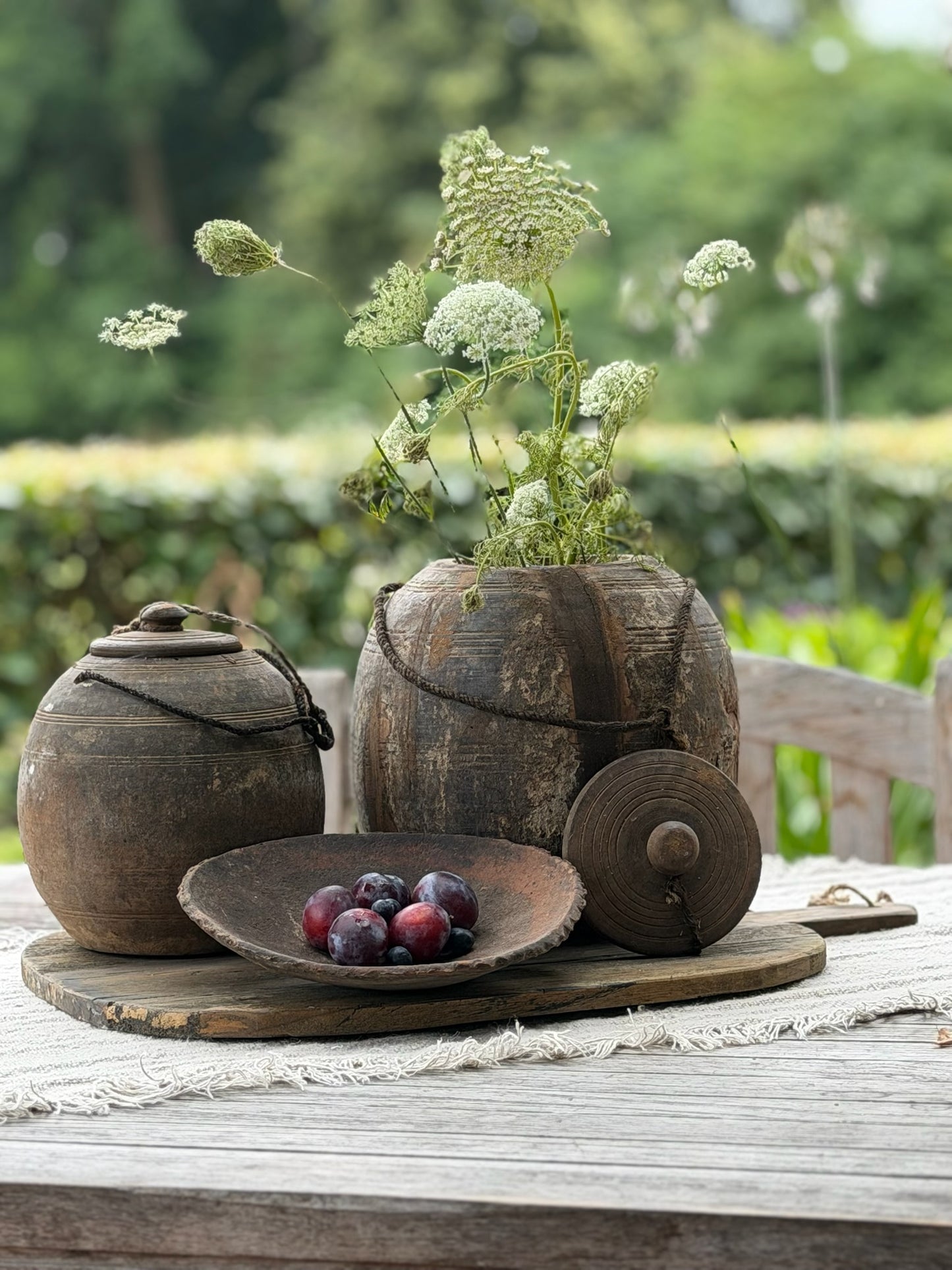 Oud Nepalese pot met deksel- Trapa Living- (LH07)