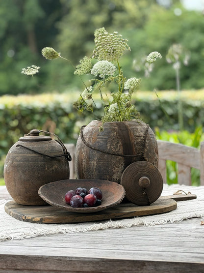 Oud Nepalese pot met deksel- Trapa Living- (LH07)