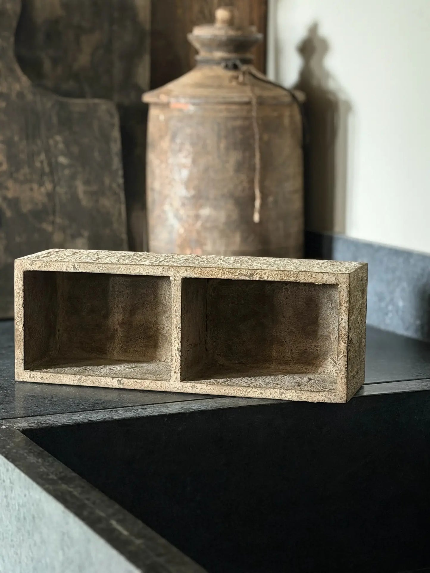 Betonlook bakje met vakverdeling