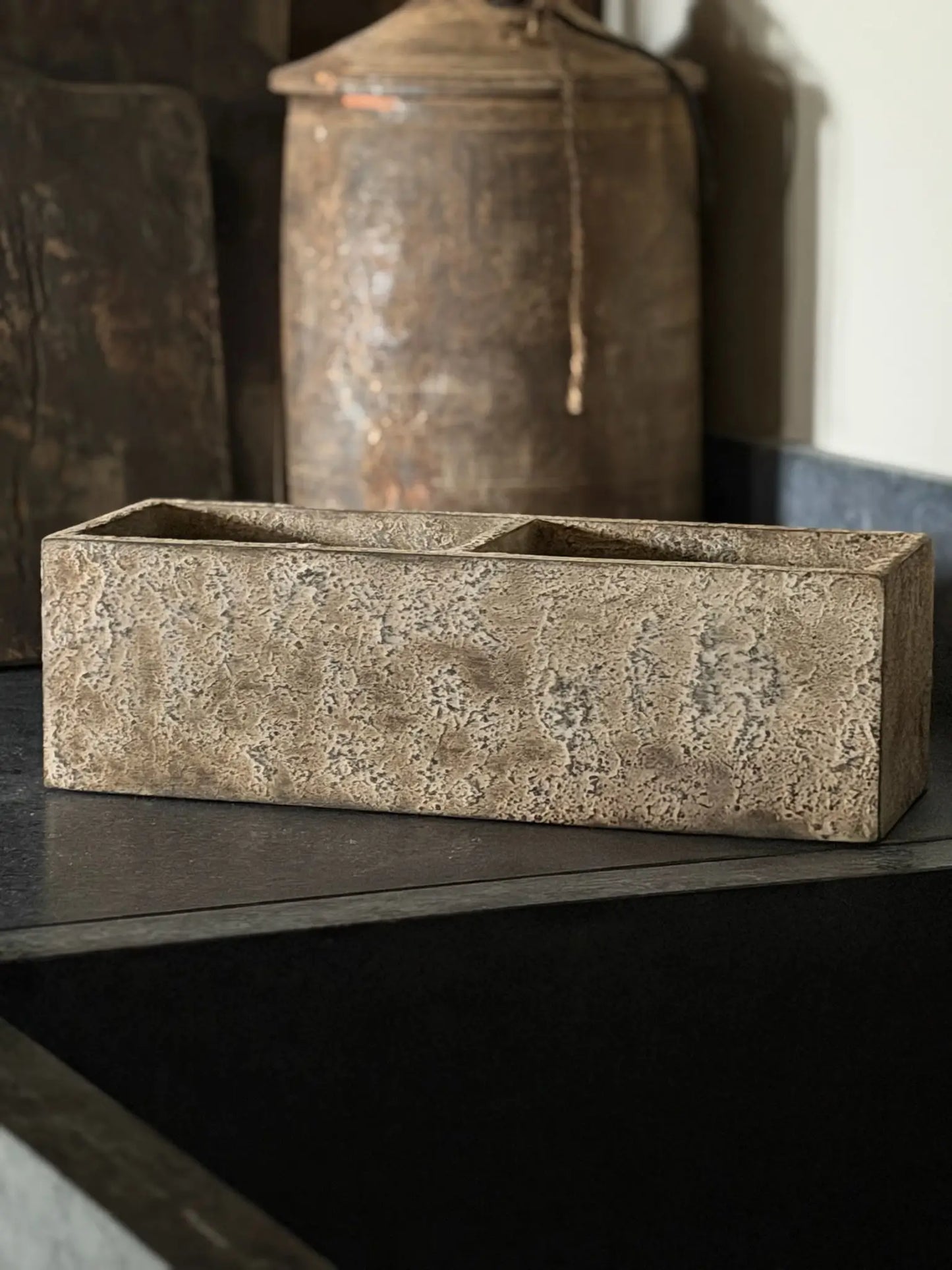 Betonlook bakje met vakverdeling