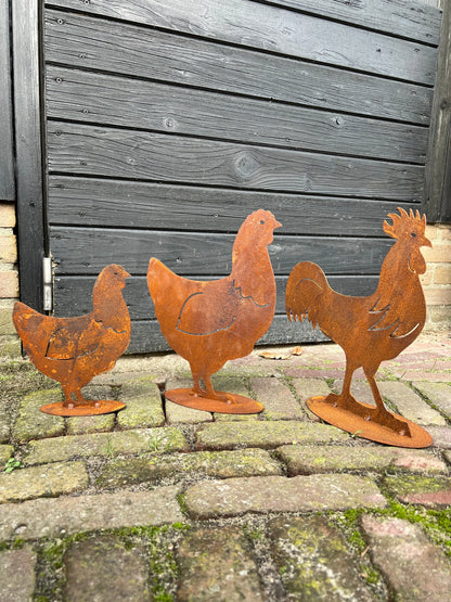 Chicken on foot, rusted
