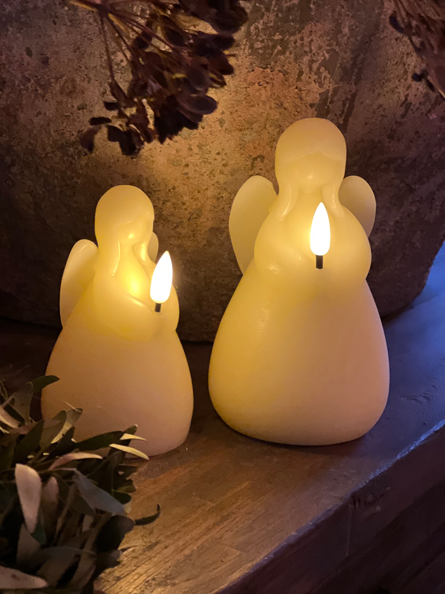 Angel candle LED, Cream, available in M ​​and L