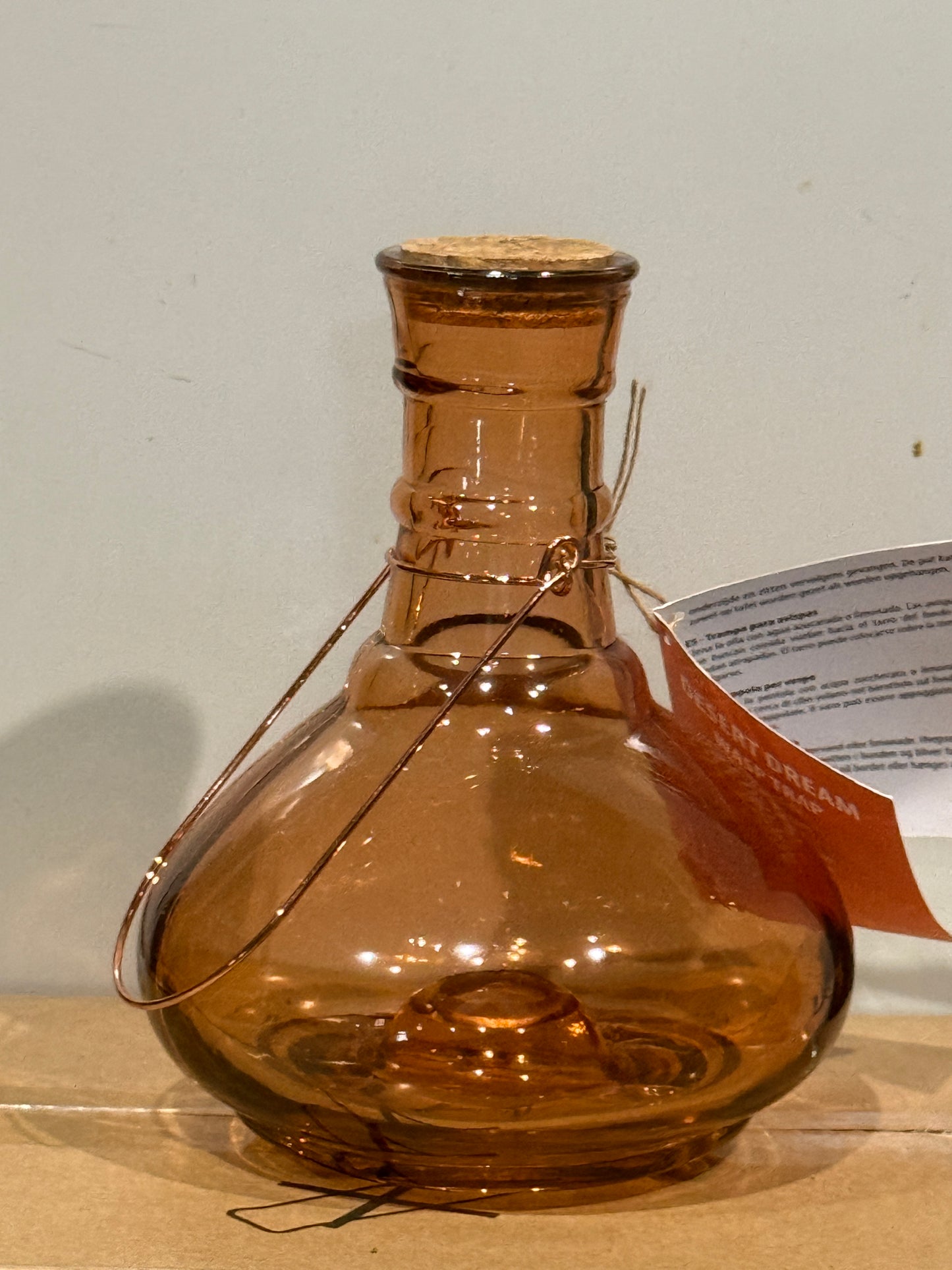 Wasp pot available in 3 colours