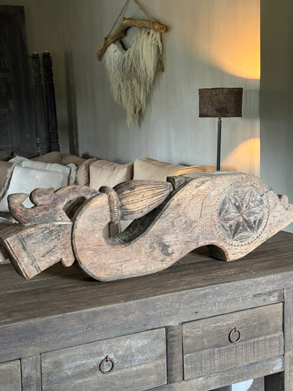 Oud antiek Indiaas ornament – hout- Trapa Living