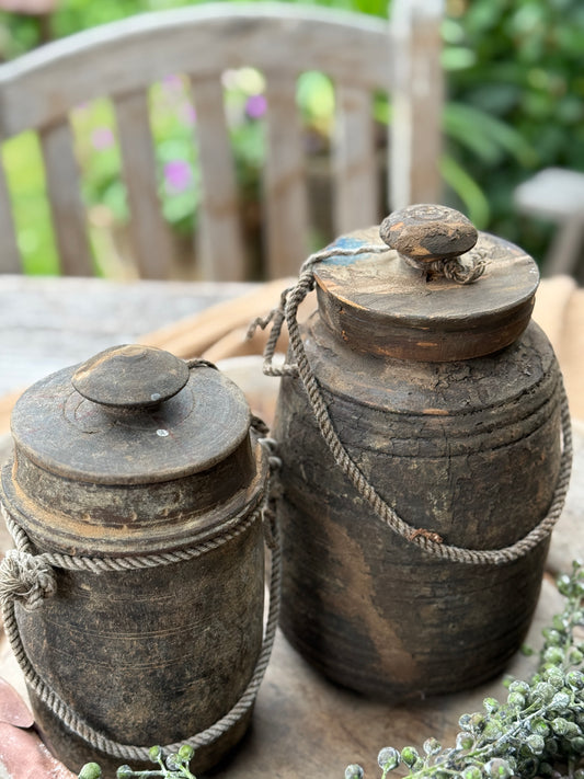 Old Nepalese Pot with Lid (1)